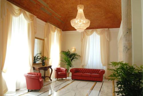 Hotel Embassy - main image