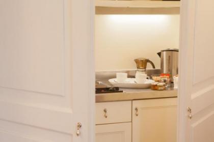 Granduomo Charming Accomodation - image 12