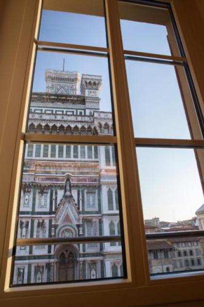 Granduomo Charming Accomodation - image 19