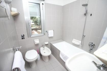 Hotel Corolle - image 14