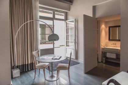 Riva Lofts Florence - image 17