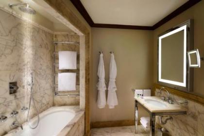 Hotel L'Orologio - image 18