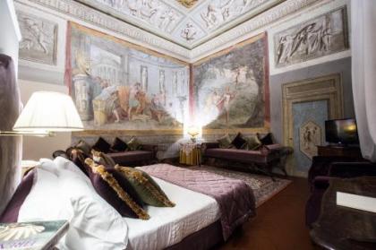 Hotel Burchianti - image 1