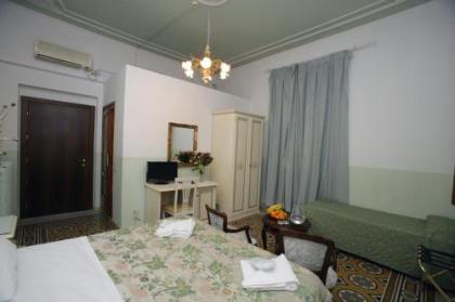 Hotel Desiree - image 10