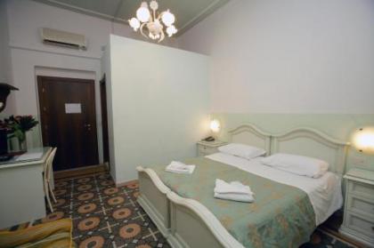 Hotel Desiree - image 17