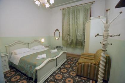 Hotel Desiree - image 19