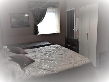 Hotel Aline - image 4
