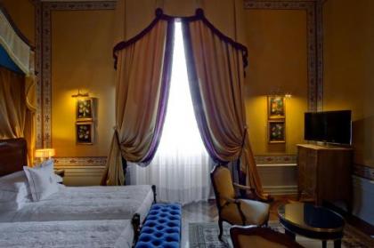 Villa Cora - image 2