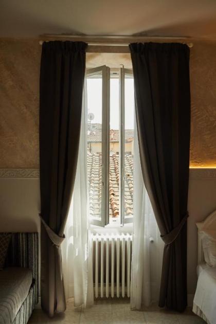 Leone X Guest House - image 10
