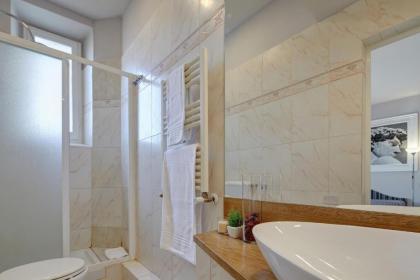 Leone X Guest House - image 16