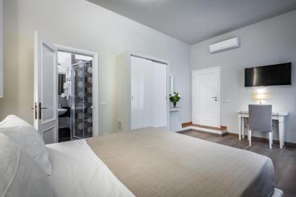 Blu Notte Guest House - image 18