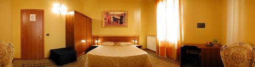 La Luna Guest House - image 3