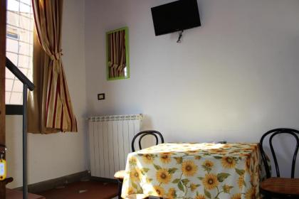 Max Apartments - image 18