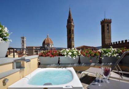 San Firenze Suites & Spa - image 5