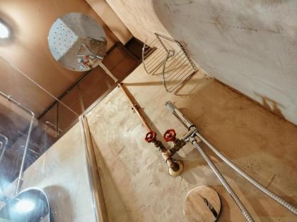 Hostel 7 - image 11