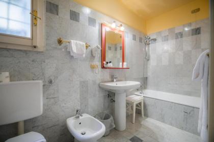 Hotel Torre Guelfa Palazzo Acciaiuoli - image 5