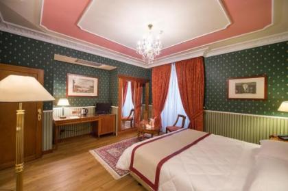 Strozzi Palace Hotel - image 17