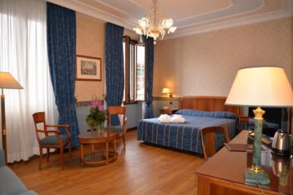 Strozzi Palace Hotel - image 7