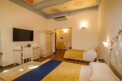 Porta Faenza Hotel - image 11