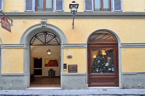 Porta Faenza Hotel - image 2