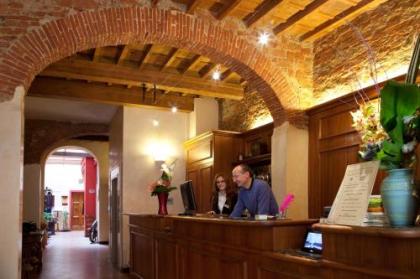 Porta Faenza Hotel - image 20