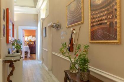 Opera Boutique B&B - image 20