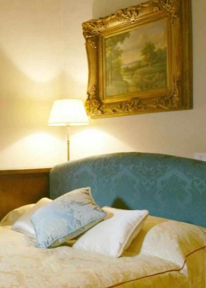 Tornabuoni La Petite Suite - image 29