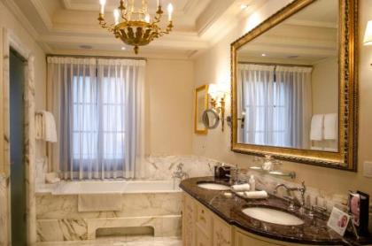 Four Seasons Hotel Firenze - image 5