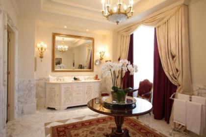 Four Seasons Hotel Firenze - image 8