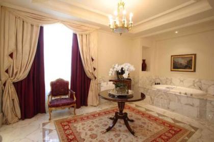 Four Seasons Hotel Firenze - image 9