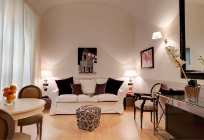 Palazzo Branchi - image 16