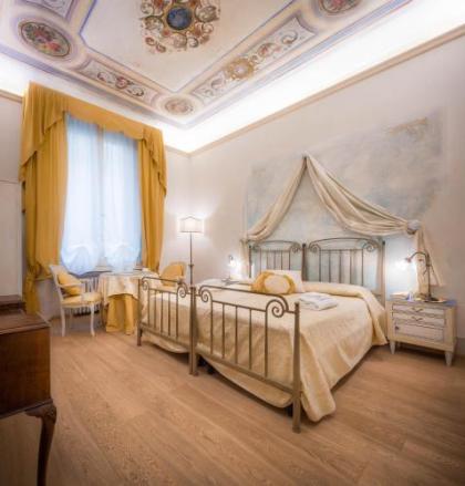 Novella House - image 1