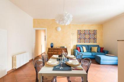 Design Apartments Florence- Florence City Center - image 1