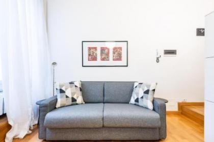 Design Apartments Florence- Florence City Center - image 15