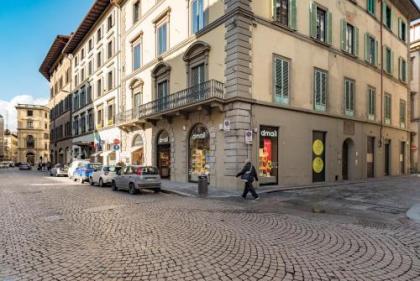 Design Apartments Florence- Florence City Center - image 5