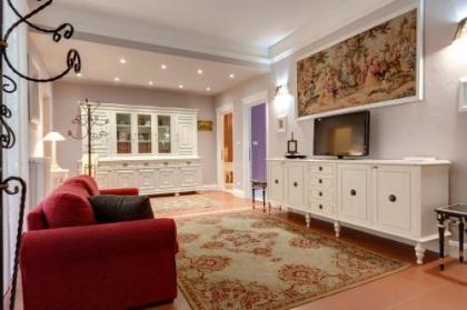 Florence Apartments Home Feeling - image 13