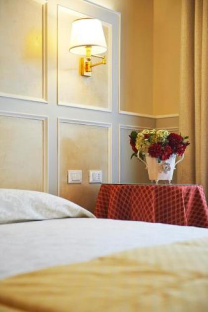 Hotel Firenze Capitale - image 8
