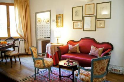 Melarancio Apartments - image 5