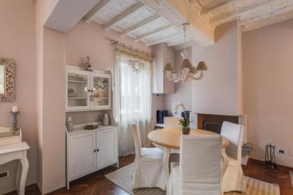 Apartments Florence- Santa Maria Novella - image 7
