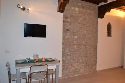 Visit Florentia Apartment - image 2