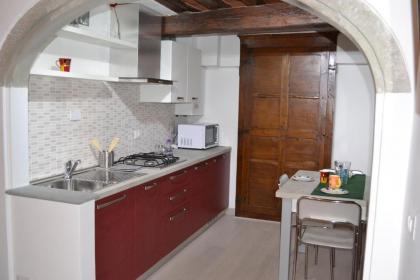Visit Florentia Apartment - image 5