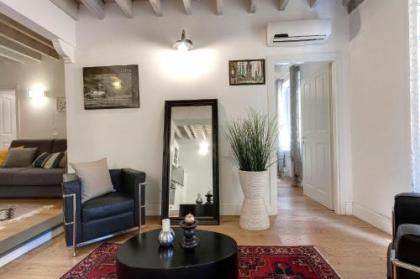 De Rustici Apartment - image 17
