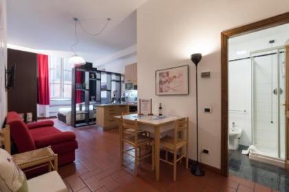 Firenze Rentals Suite Oche - image 7