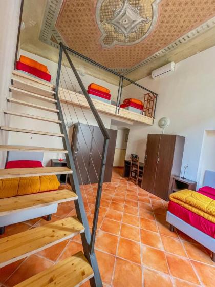 Emerald Palace Family Hostel - image 3
