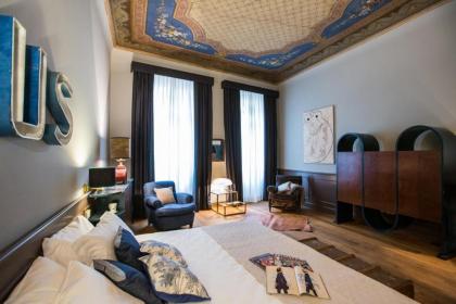 Soprarno Suites - image 1