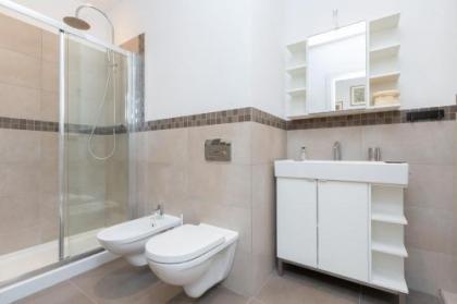 Comfortable and Convenient apt in the center - Zanobi Delux - image 7