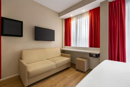 Wyndham Garden Florence - image 11