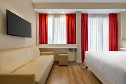 Wyndham Garden Florence - image 12