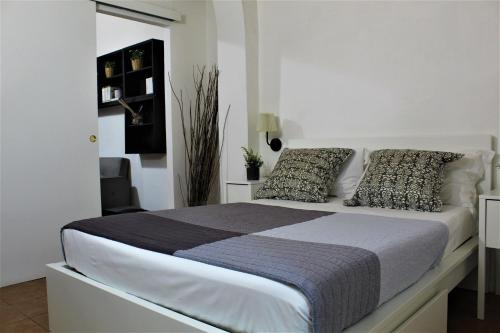 Crystal Ship Apartments - image 3