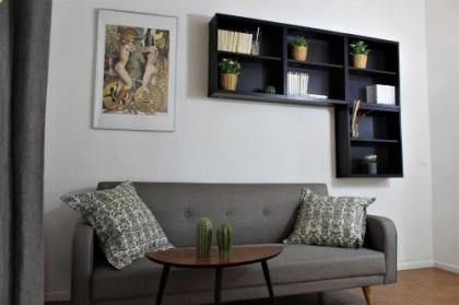 Crystal Ship Apartments - image 6